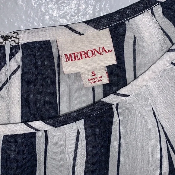 Navy Blue Striped Blouse Sz S - Picture 5 of 7